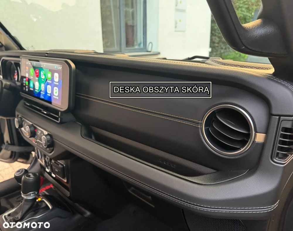 Jeep Wrangler - 24
