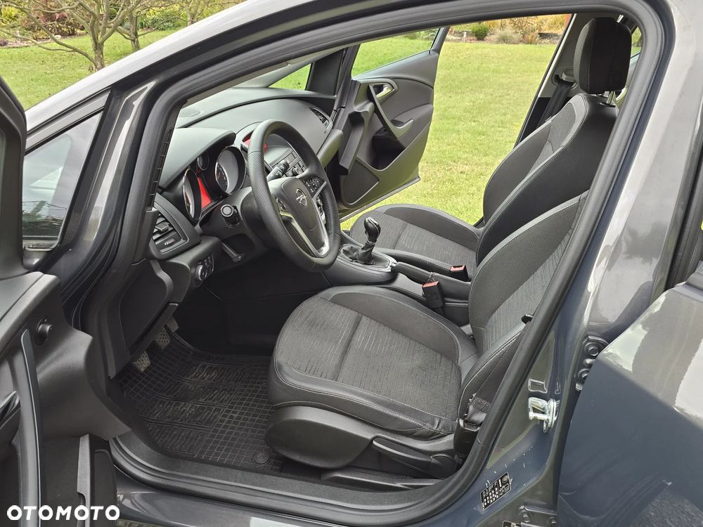 Opel Astra IV 1.4 T Enjoy EU6 - 5