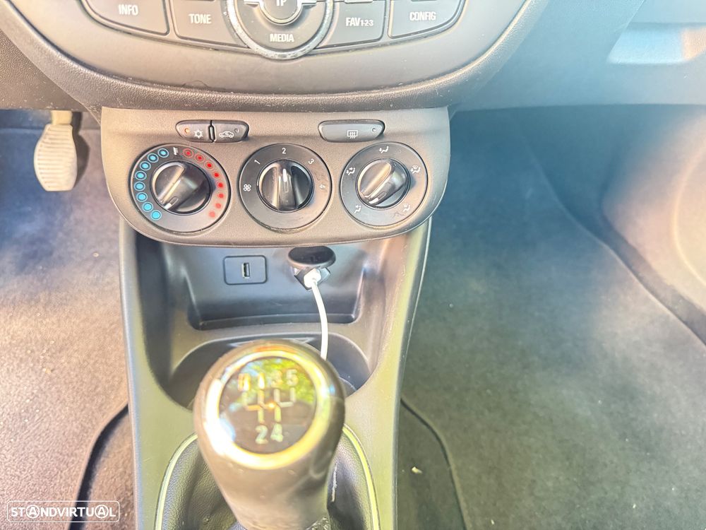 Opel Corsa 1.3 CDTi Cosmo - 10
