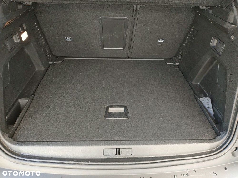 Peugeot 3008 1.2 PureTech GT S&S EAT8 - 6