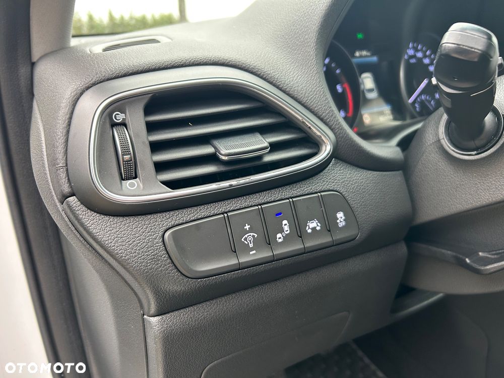 Hyundai i30 1.6 CRDI Passion Plus - 23