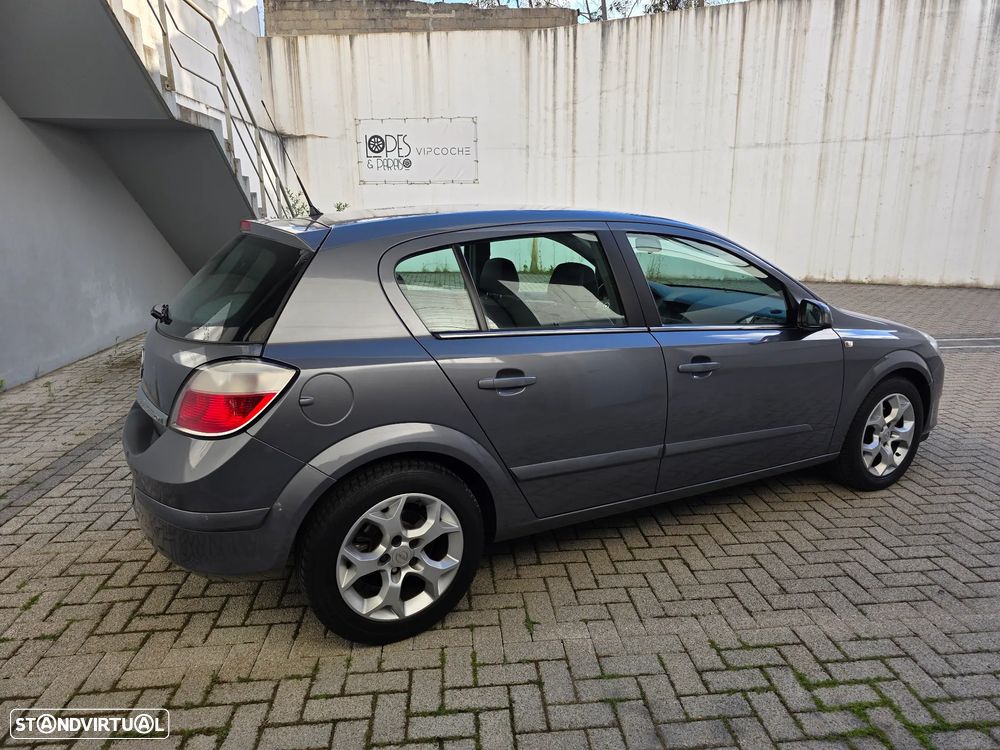Opel Astra 1.3 CDTI Cosmo - 7