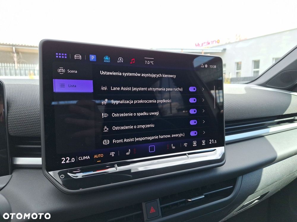 Volkswagen T-Roc - 23