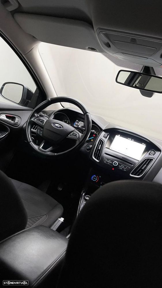 Ford Focus SW 1.5 TDCi Titanium - 38