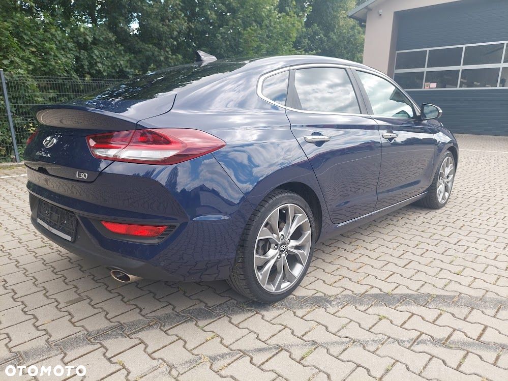 Hyundai i30 1.4 T-GDI DCT Premium - 3