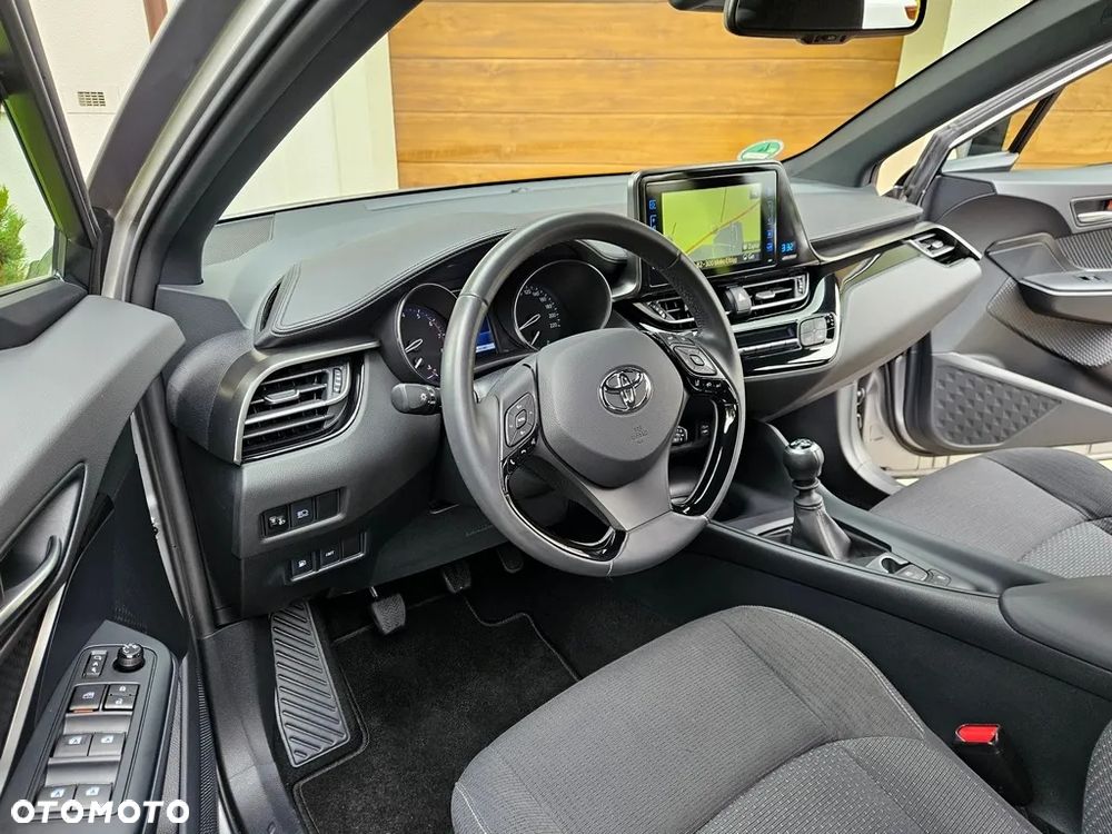 Toyota C-HR - 18