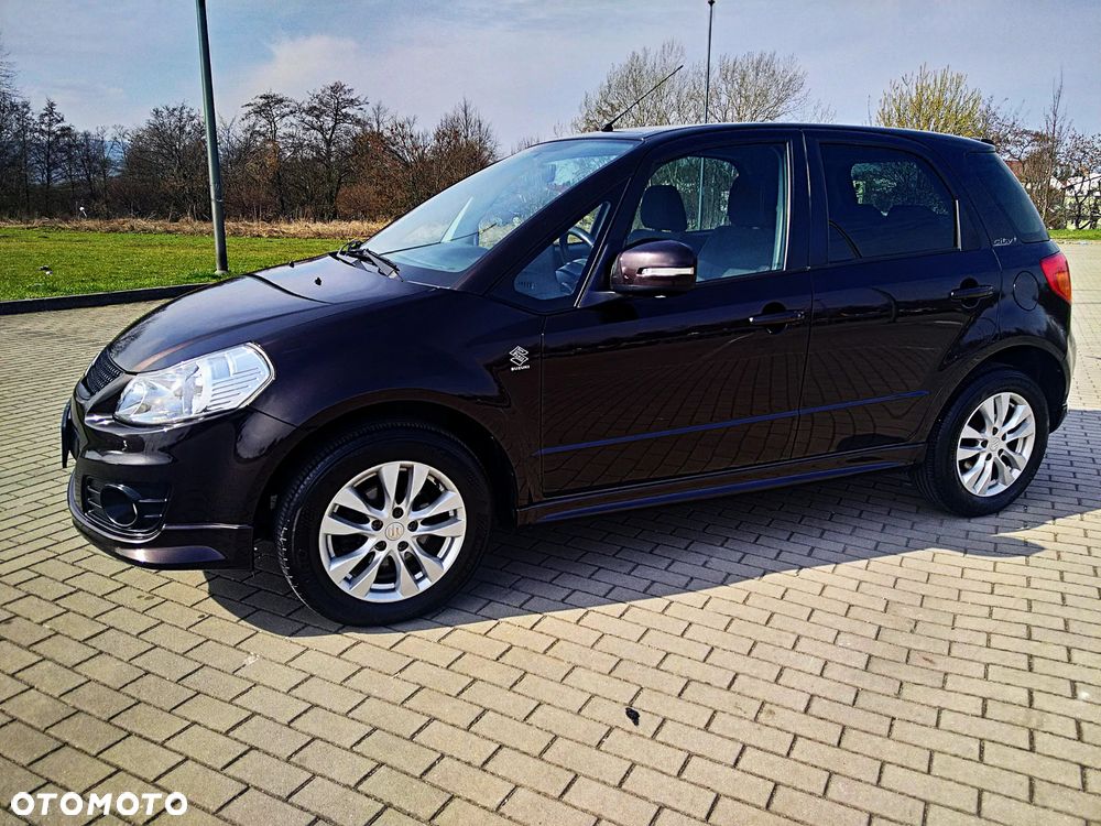 Suzuki SX4 1.6 Comfort Plus - 7