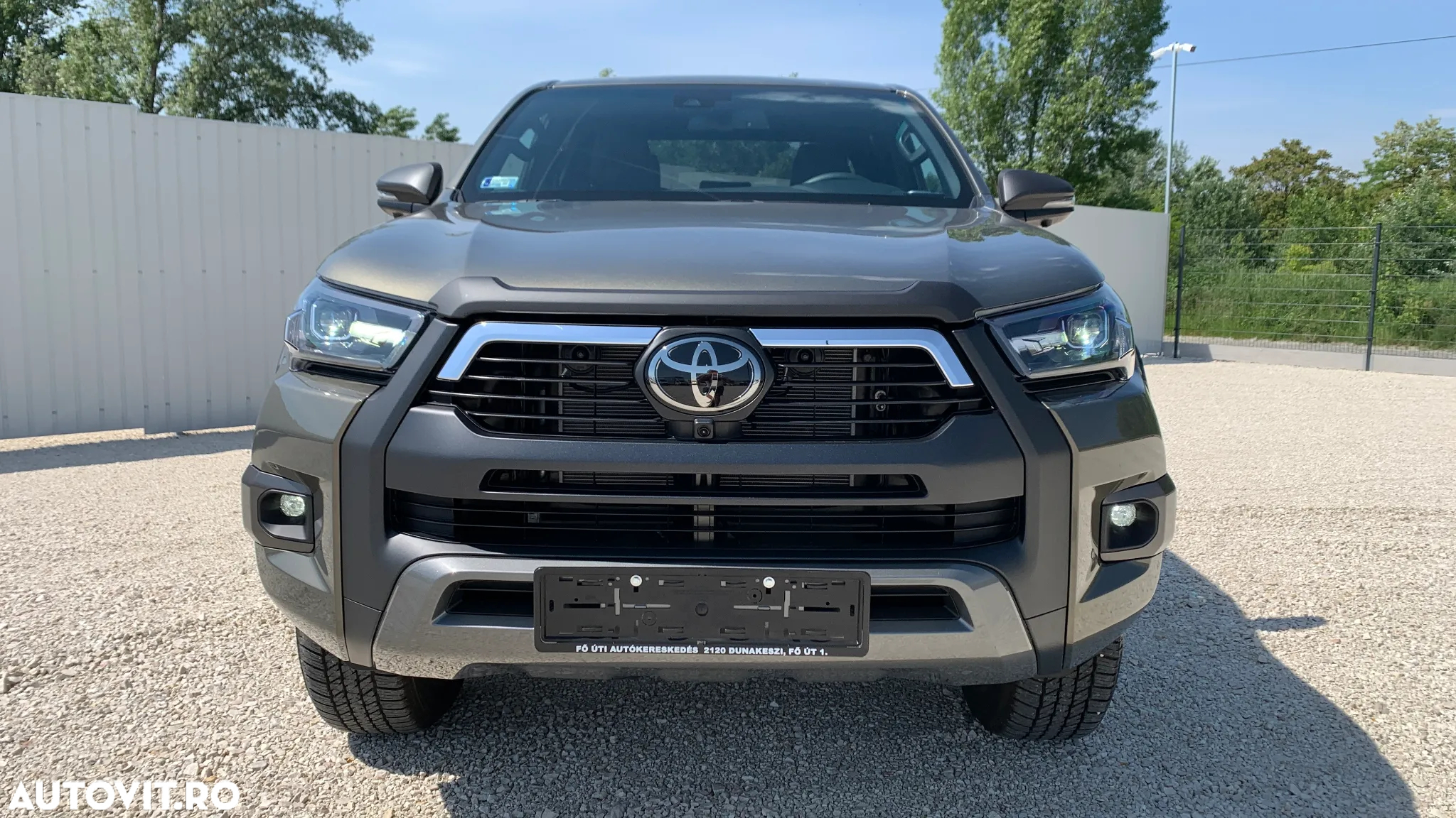 Toyota Hilux 2.8D 204CP 4x4 Double Cab AT MHEV Invincible Color Edition (3E5) - 3