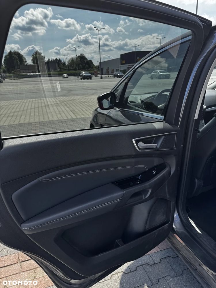 Ford S-Max 2.0 EcoBlue Titanium - 29