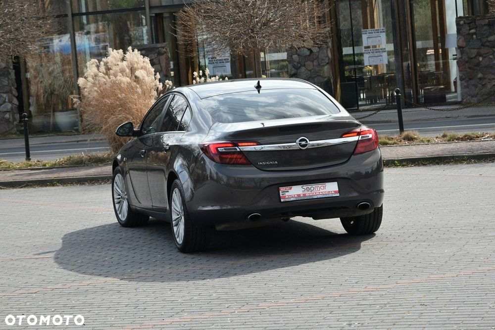 Opel Insignia 2.0 T Active 4x4 S&S - 18