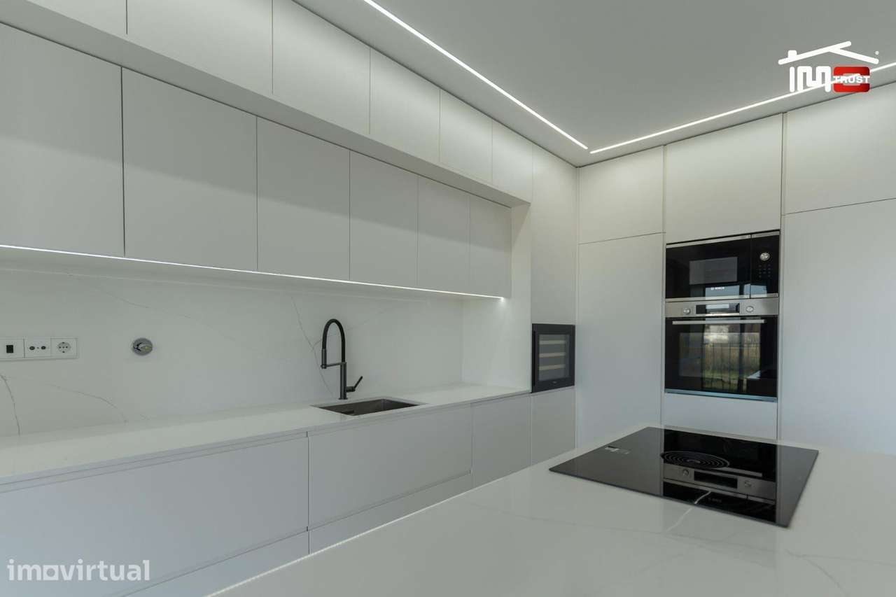 Apartamento T3 Montijo - Parqueamento, Varanda e Arrecadação - Grande imagem: 3/30