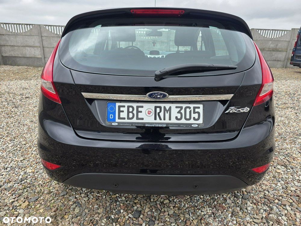 Ford Fiesta - 10