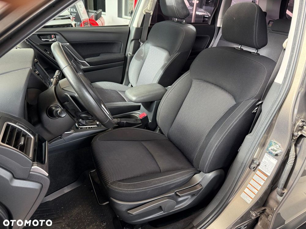 Subaru Forester - 25