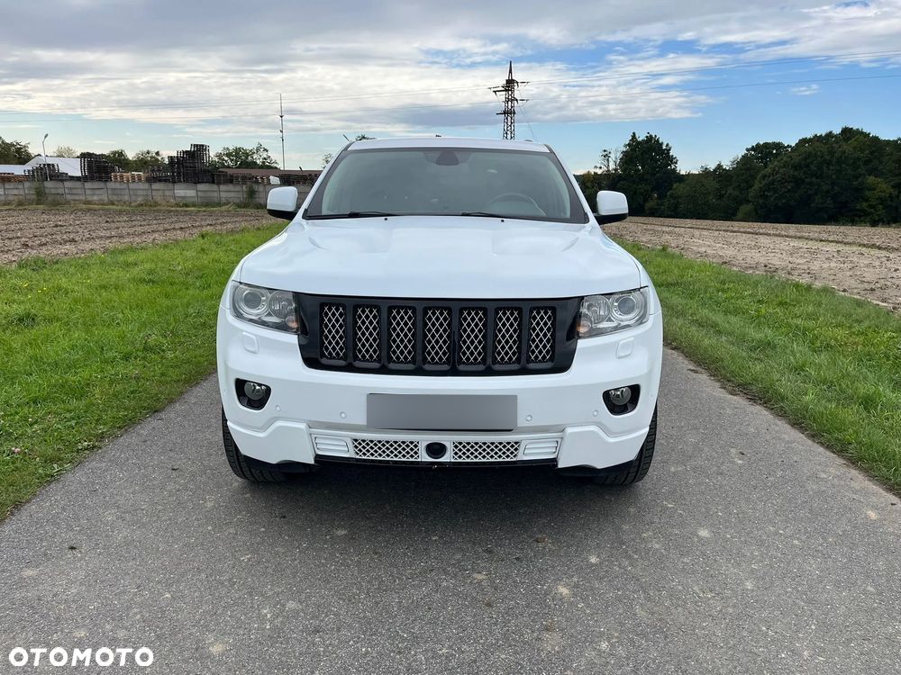 Jeep Grand Cherokee - 15