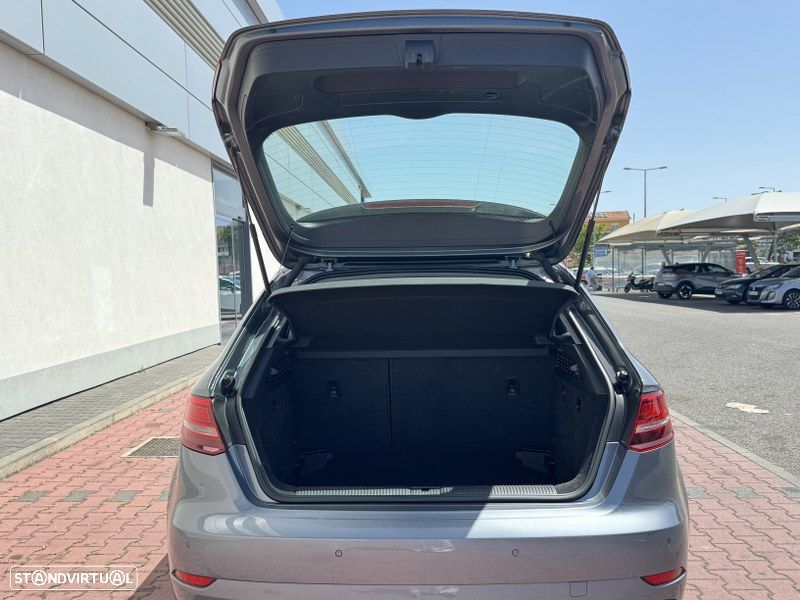 Audi A3 Sportback 2.0 TDI Design - 27
