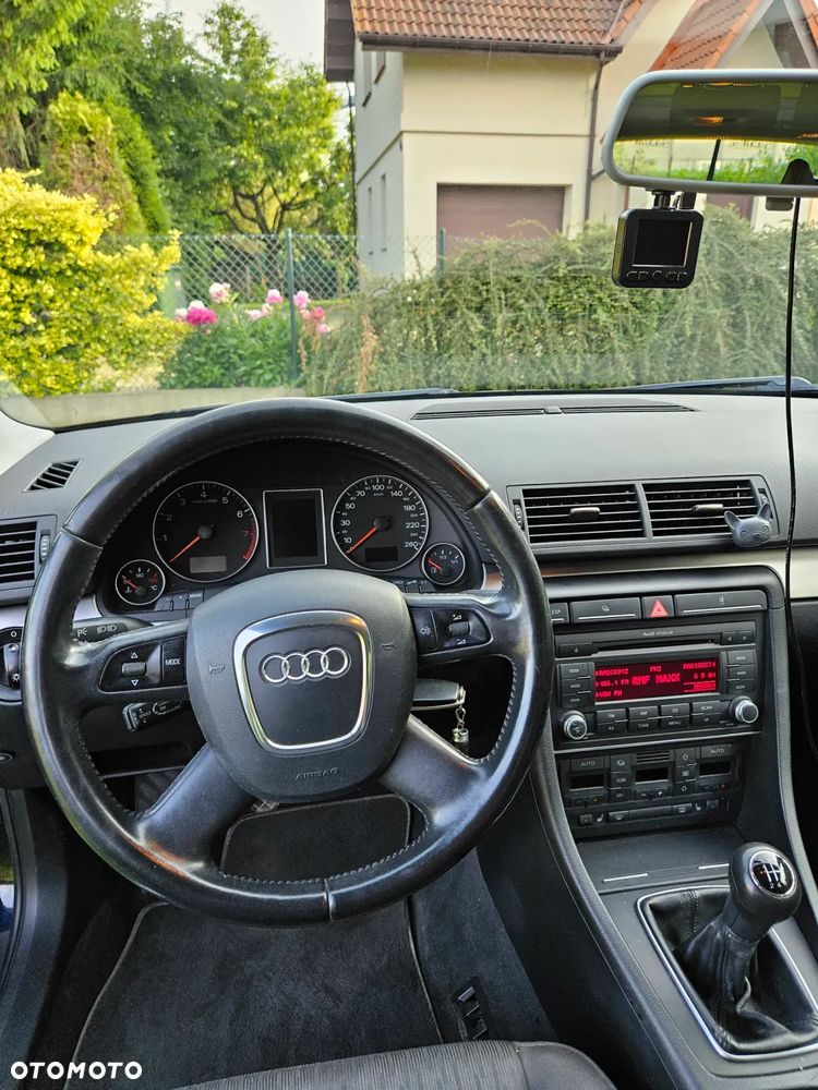 Audi A4 Avant - 5