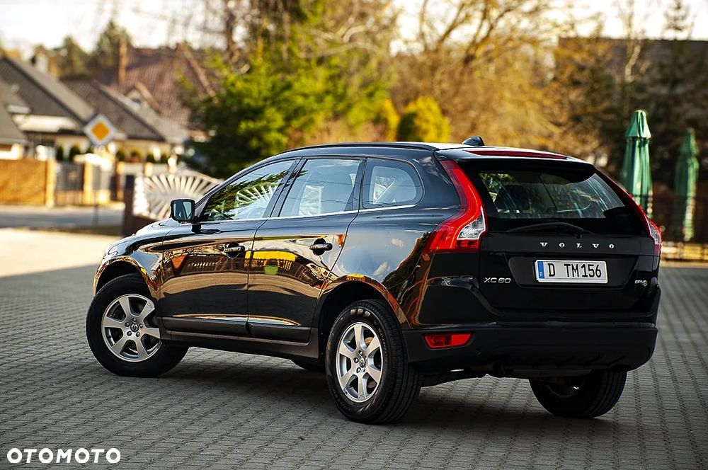 Volvo XC 60 DRIVe Momentum - 21