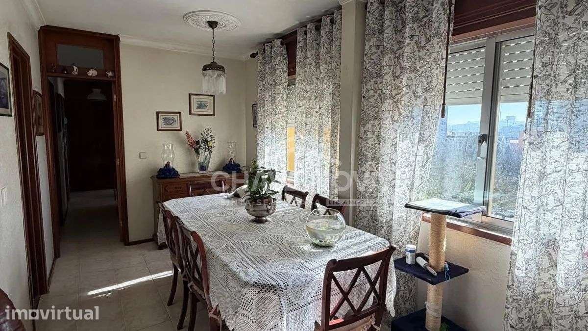 T3 c/ Varanda Marquisada, em Santa Marinha - Grande imagem: 5/17
