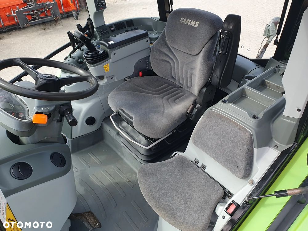 Claas Arion 440 - 14
