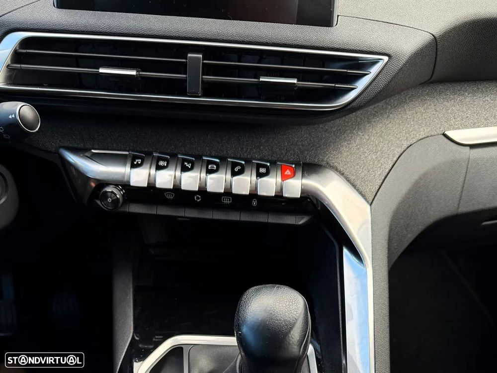 Peugeot 3008 1.2 PureTech Allure - 11