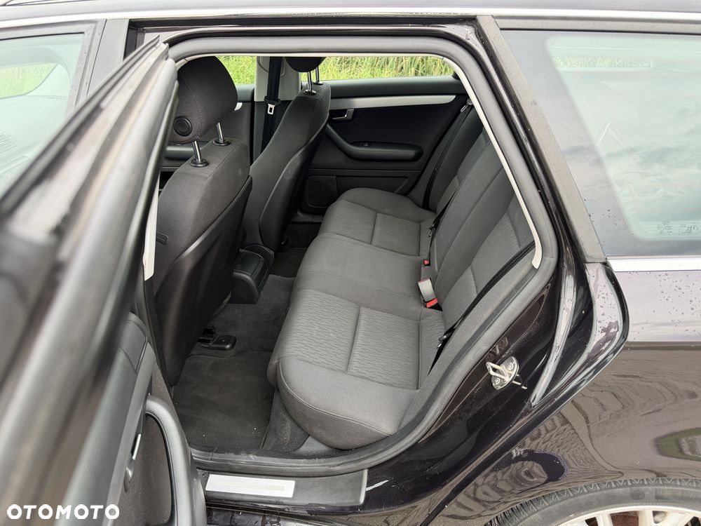 Audi A4 Avant - 8
