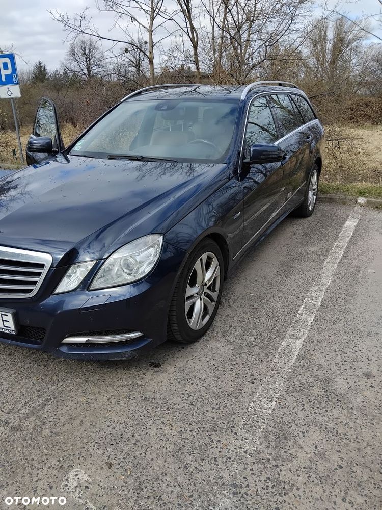 Mercedes-Benz Klasa E 220 BlueTEC 9G-TRONIC Avantgarde - 2