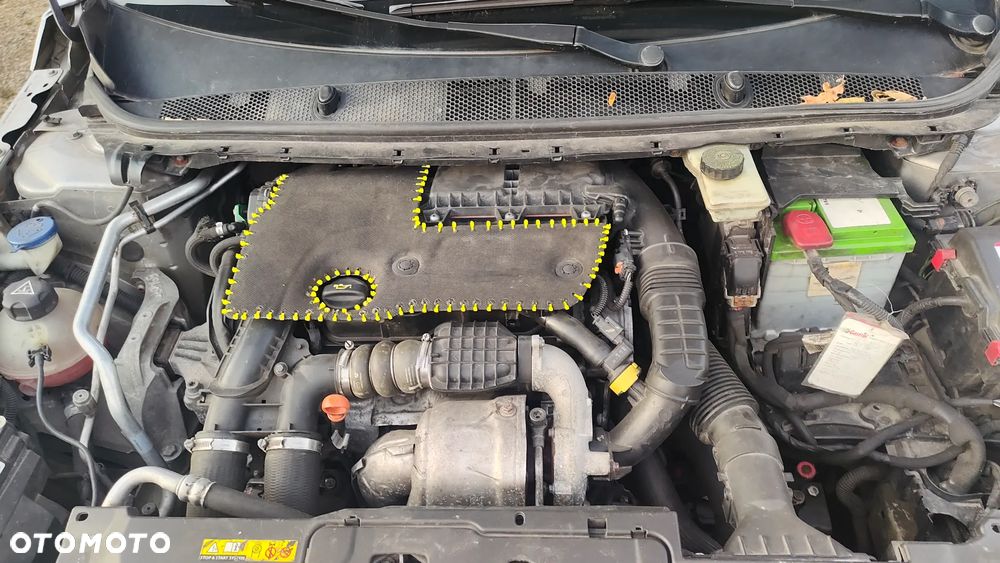 Peugeot 308 1.6 BlueHDi Active S&S - 32