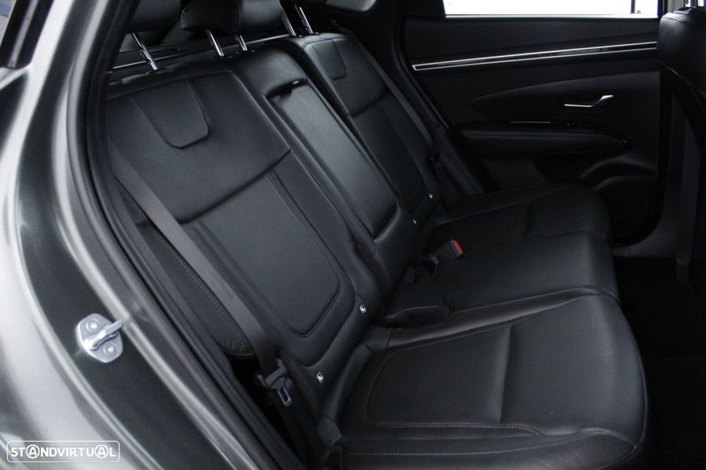 Hyundai Tucson 1.6 CRDi Vanguard - 16