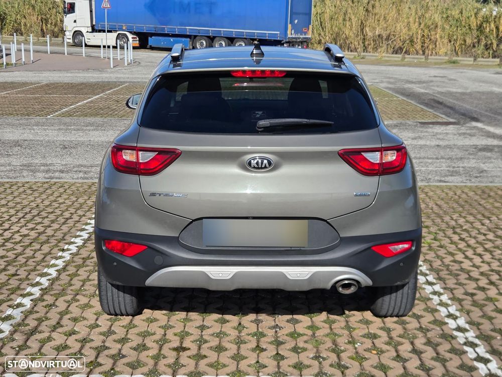 Kia Stonic 1.6 CRDi Urban - 4
