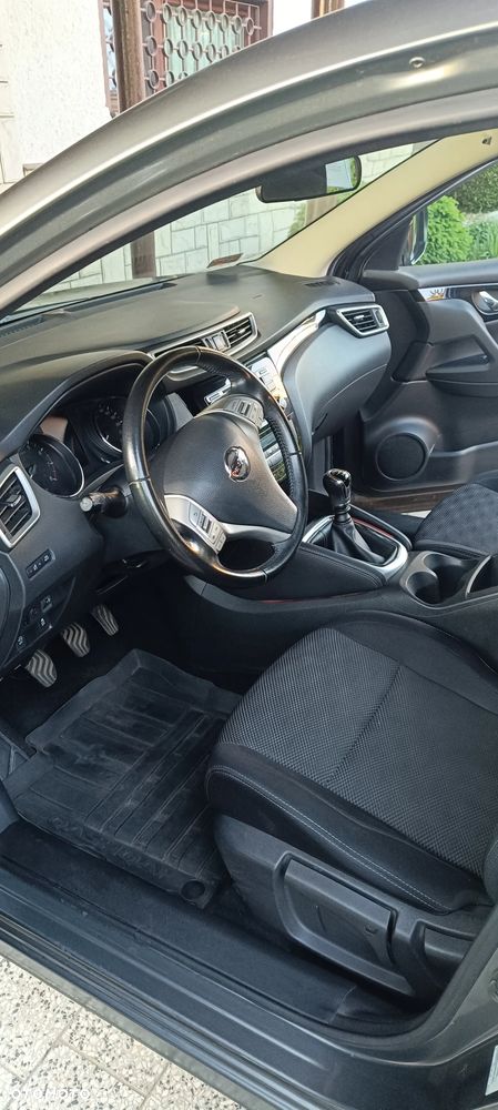 Nissan Qashqai 1.2 DIG-T Acenta EU6 - 15