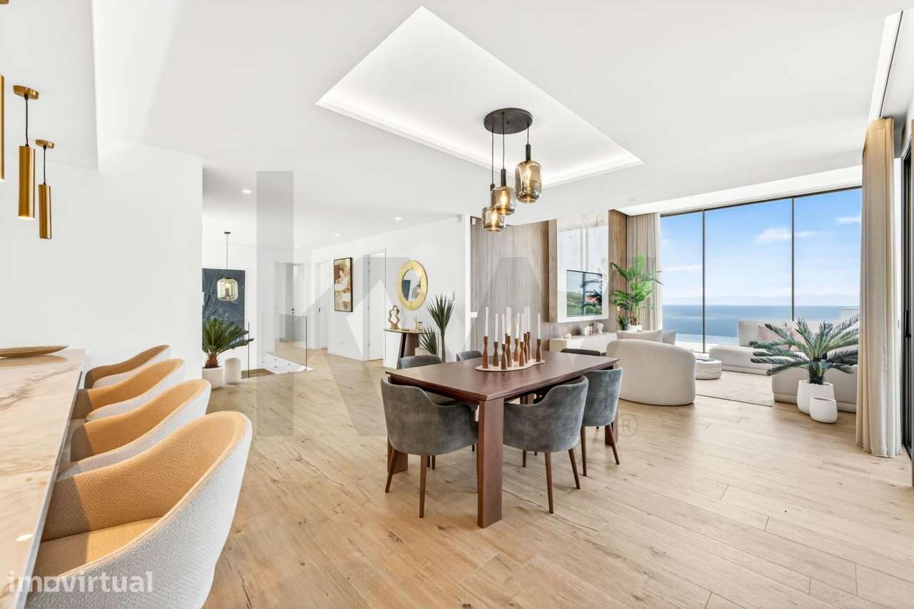 Moradia T4 de Luxo com Piscina, Jacuzzi, ginásio e Vista Mar | Calheta - Grande imagem: 3/60