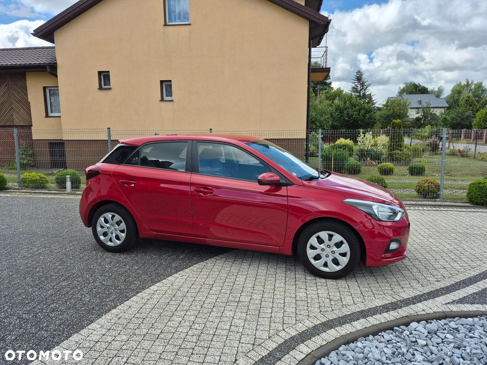Hyundai i20 blue 1.2 Classic - 4