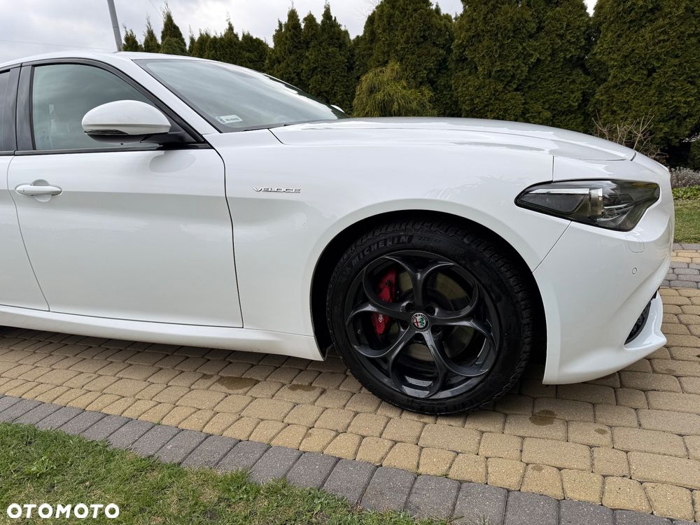 Alfa Romeo Giulia 2.0 Turbo Veloce Q4 - 11