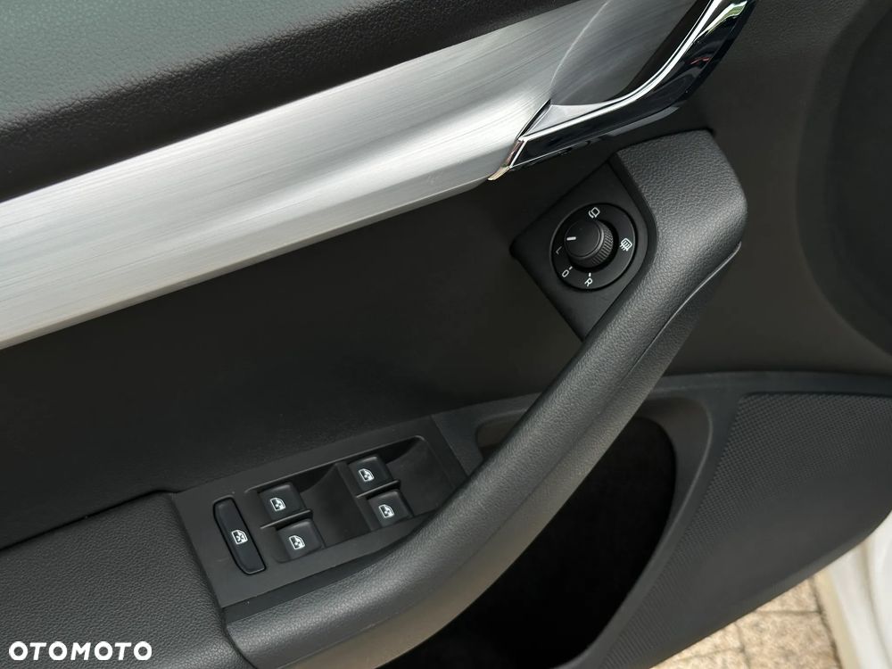 Skoda Octavia 2.0 TDI Premium Edition - 14