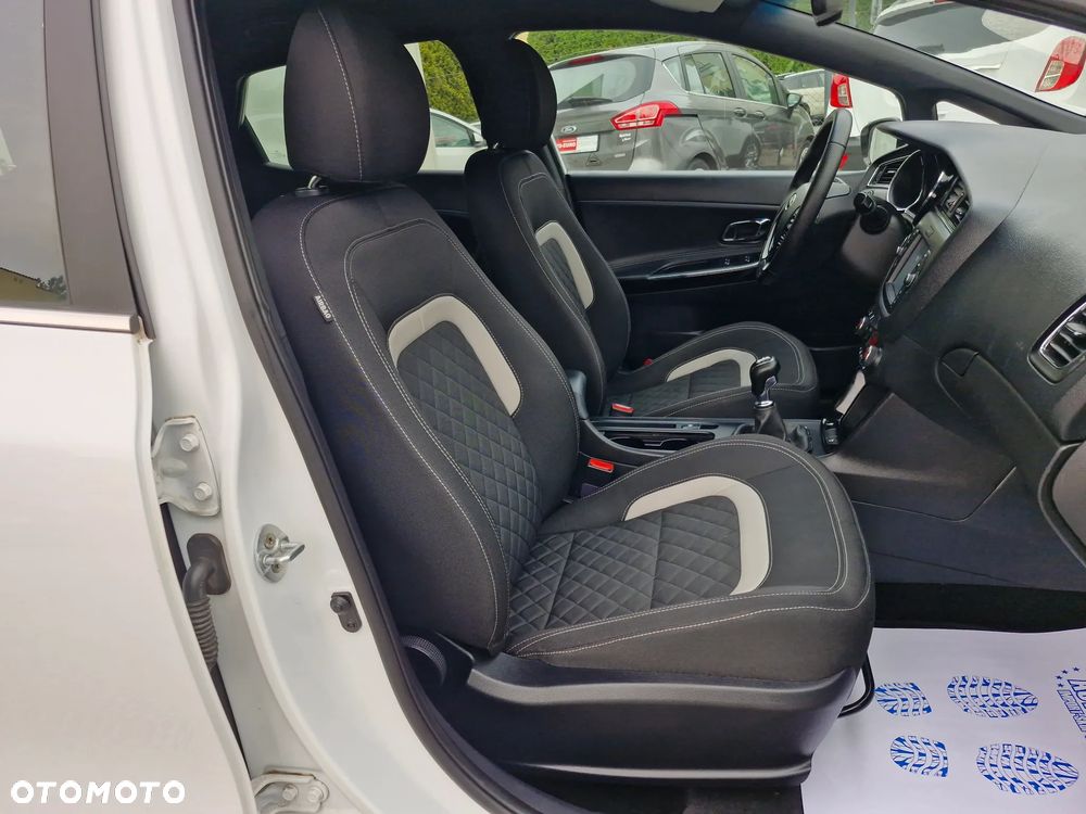 Kia Ceed 1.0 T-GDI ISG GT Line - 17
