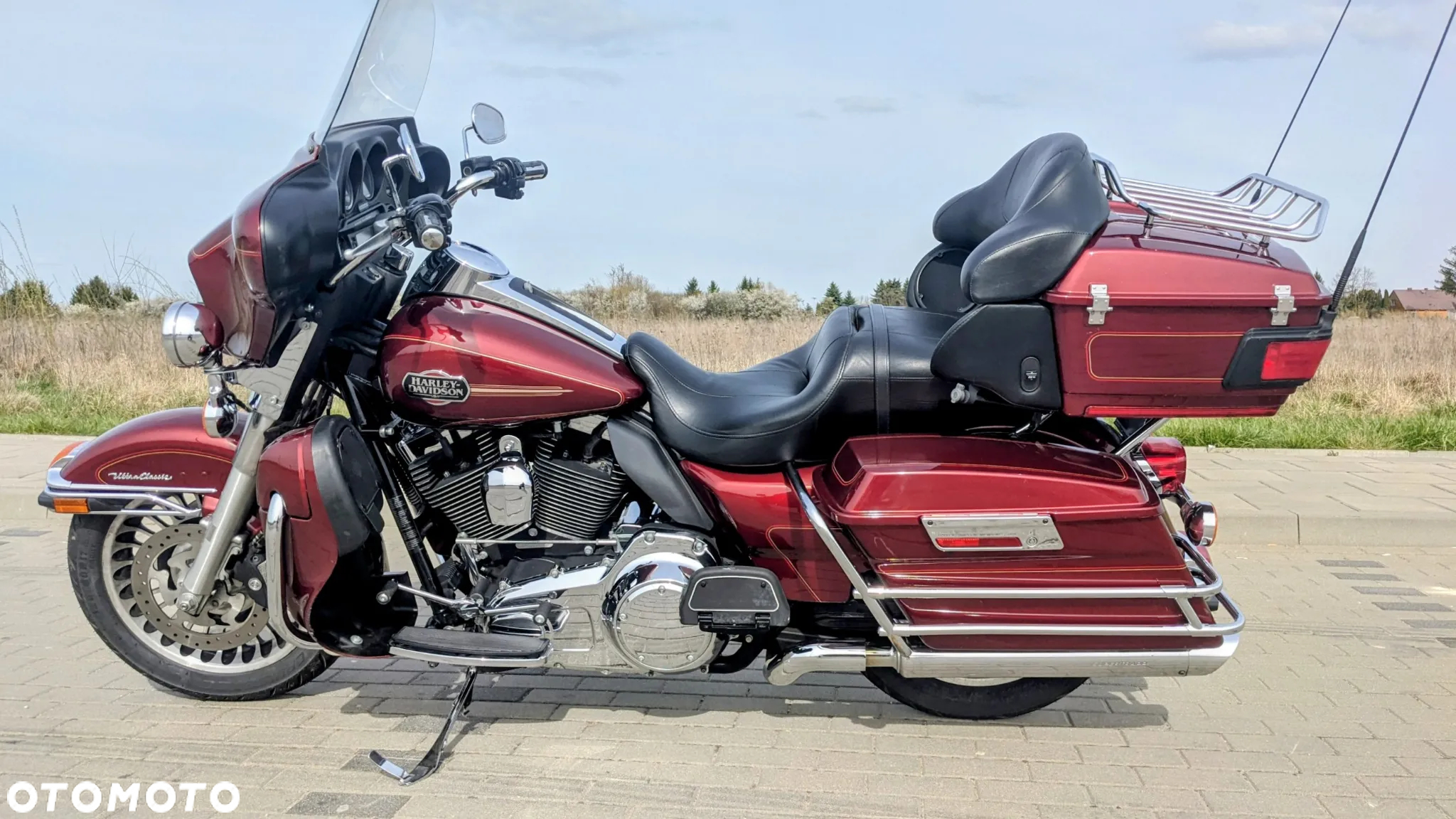 Harley-Davidson FLHTCU Ultra - 12