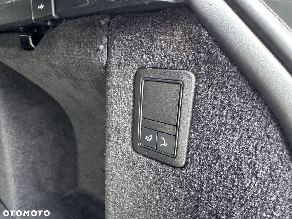 Land Rover Range Rover Sport SDV8 Autobiography Dynamic - 29
