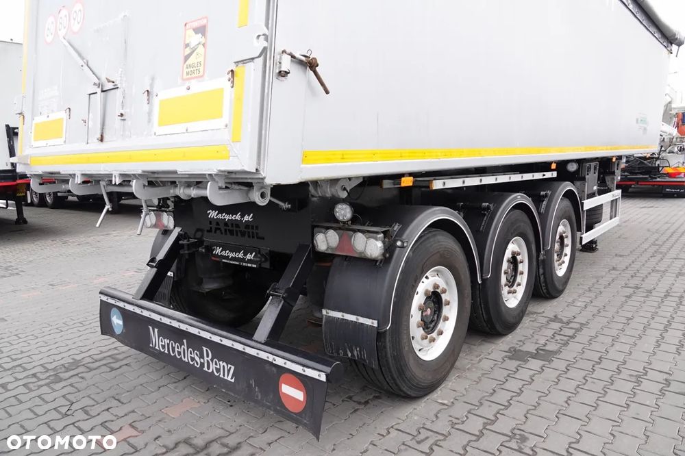 Janmil WYWROTKA / 42 m3 / TYŁ KLAPA / SAF / OŚ PODNOSZONA / ALUFELGI / 2017 ROK - 12