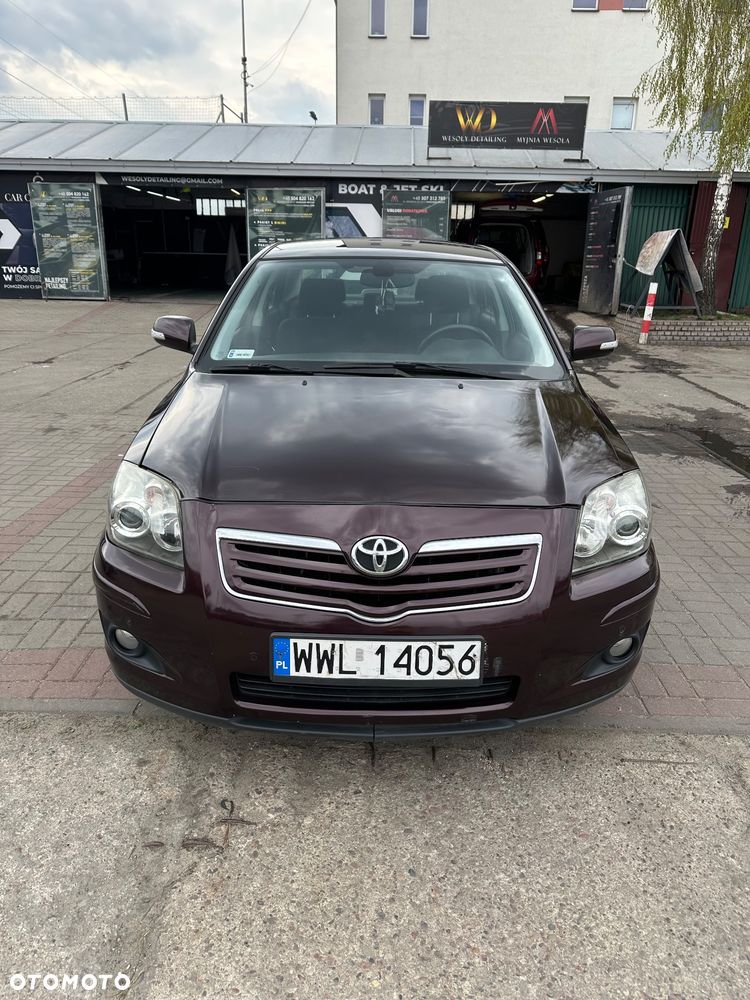 Toyota Avensis 2.0 D-4D Sol Premium - 8