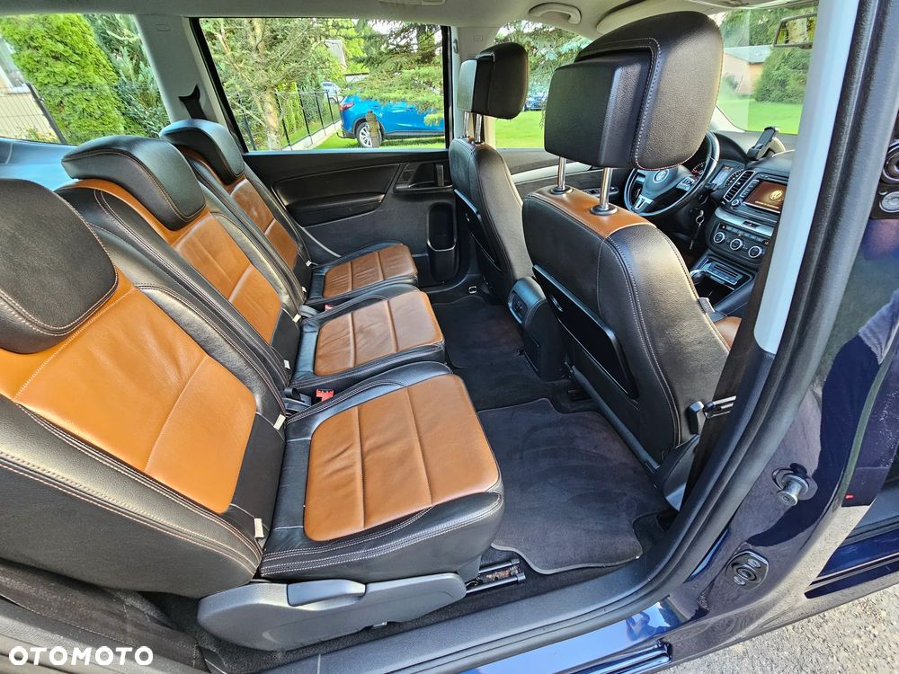 Volkswagen Sharan 2.0 TDI Trendline DSG - 15
