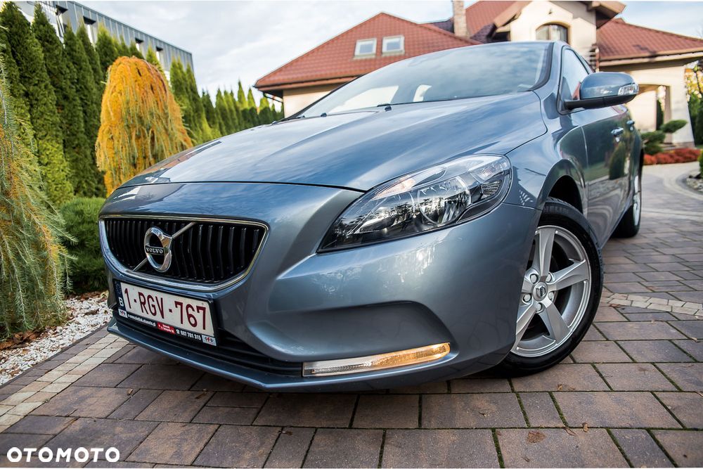 Volvo V40 T2 Drive-E Kinetic - 1