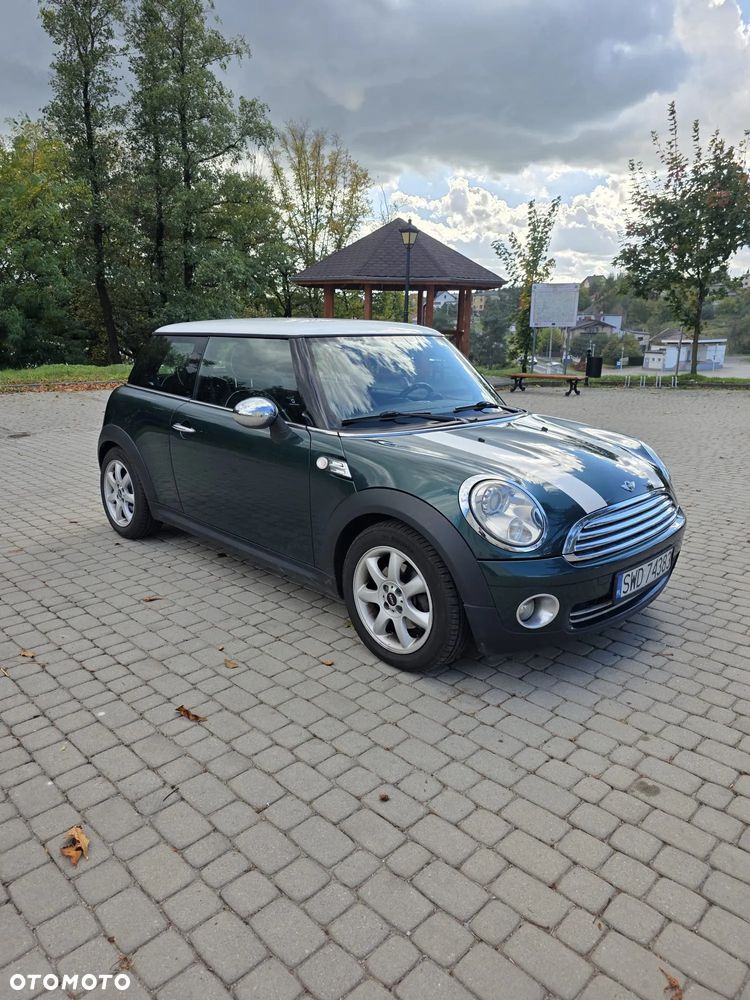 MINI Cooper Standard - 2