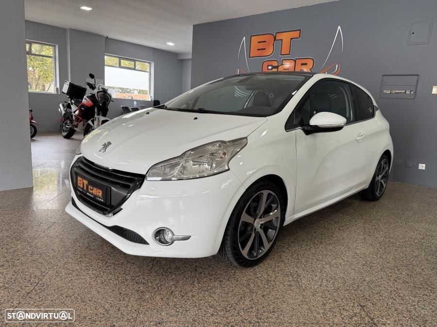 Peugeot 208 1.6 BlueHDi Allure - 2