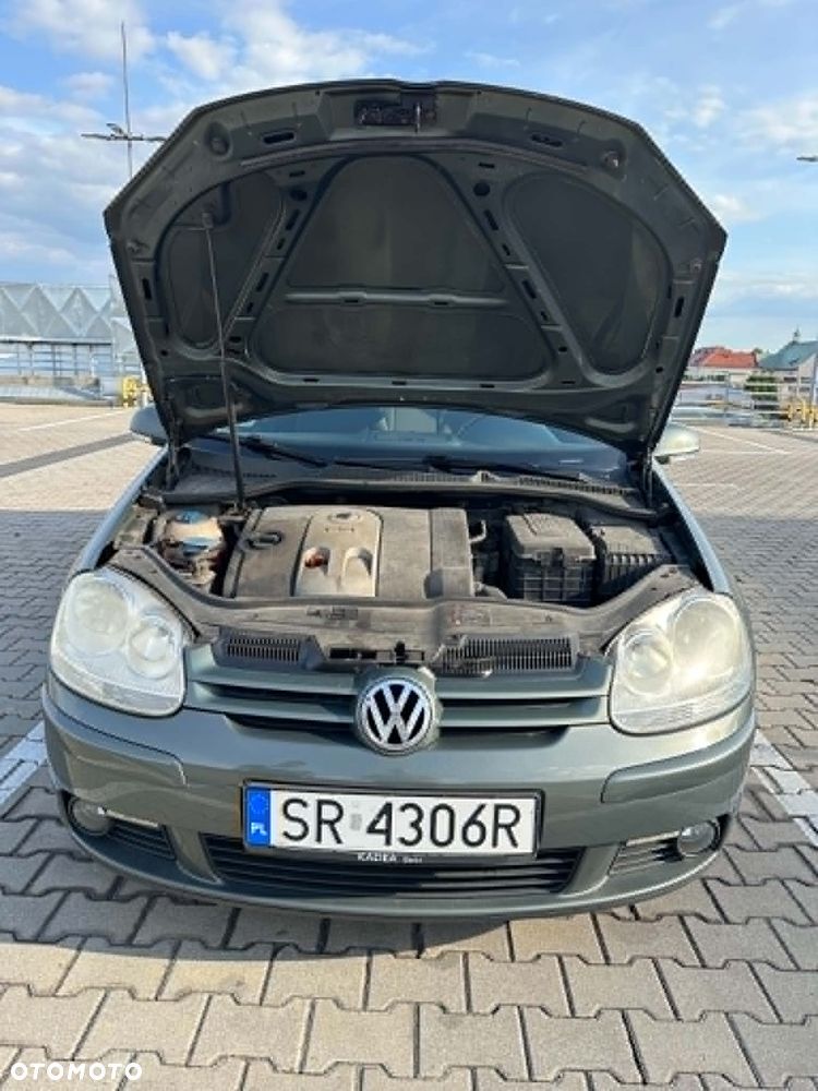 Volkswagen Golf 1.6 FSI Comfortline - 10