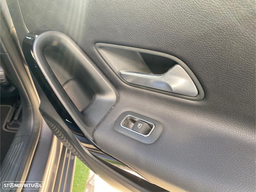 Mercedes-Benz A 200 7G-DCT Style - 17
