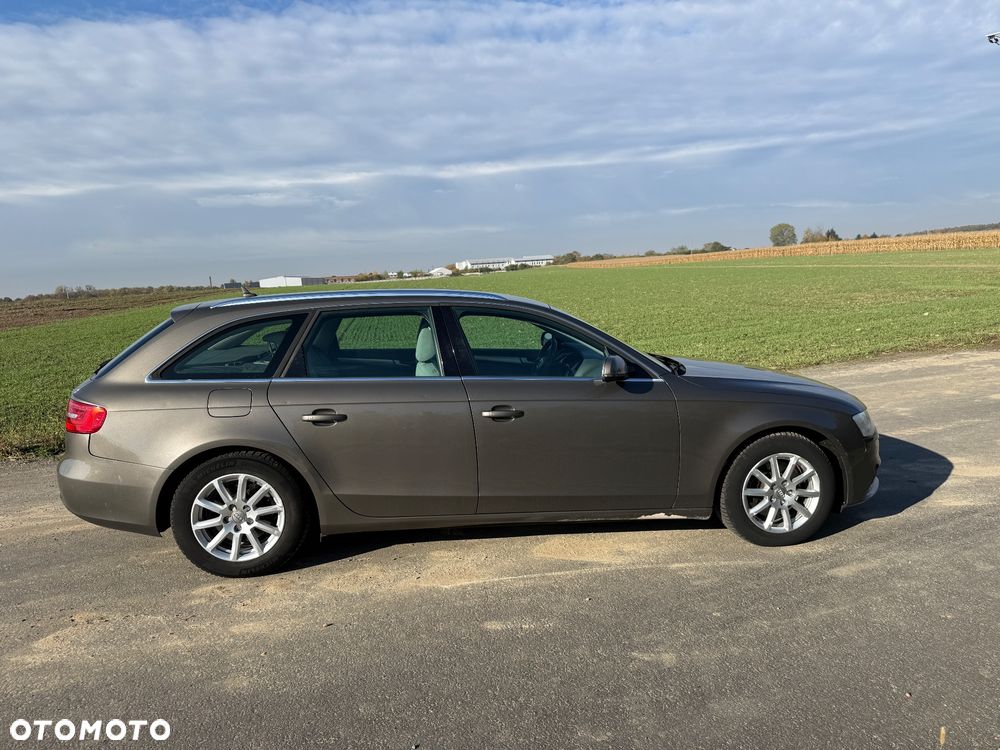 Audi A4 Avant 2015 photo 4