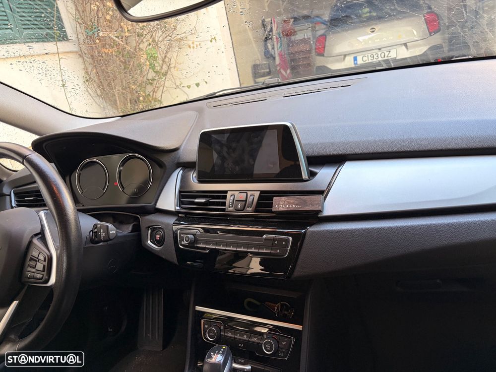 BMW 225xe Active Tourer Advantage - 6