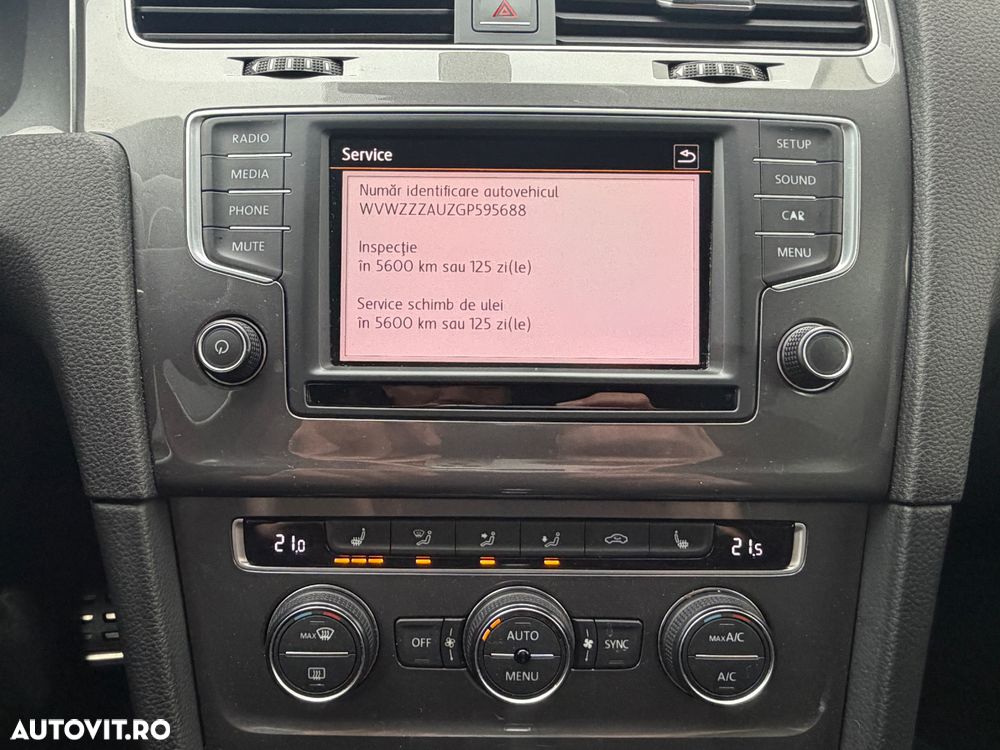 Volkswagen Golf 2.0 TDI DSG 4Motion - 17