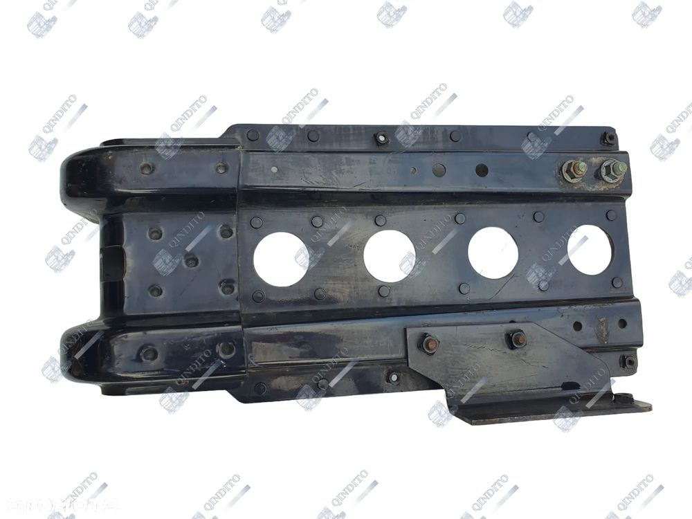 WSPORNIK BŁOTNIKA ZA KABINĄ MAN TGX TGS TGA - 4