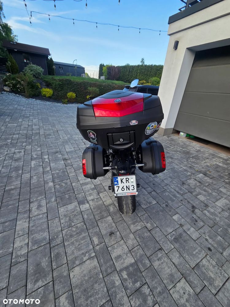 Yamaha MT - 5